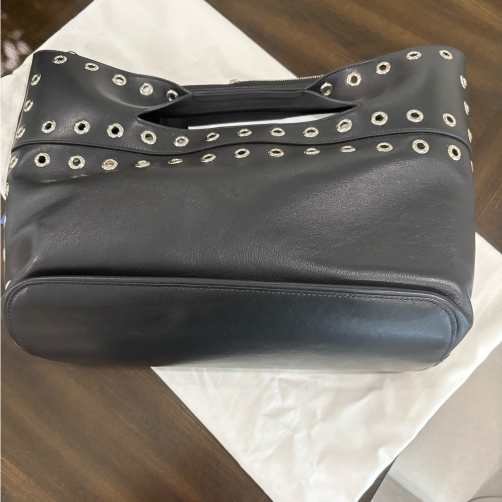 Alexander McQueen small Wow Black Leather Tote with Silver Hardware - Picture 5 of 5